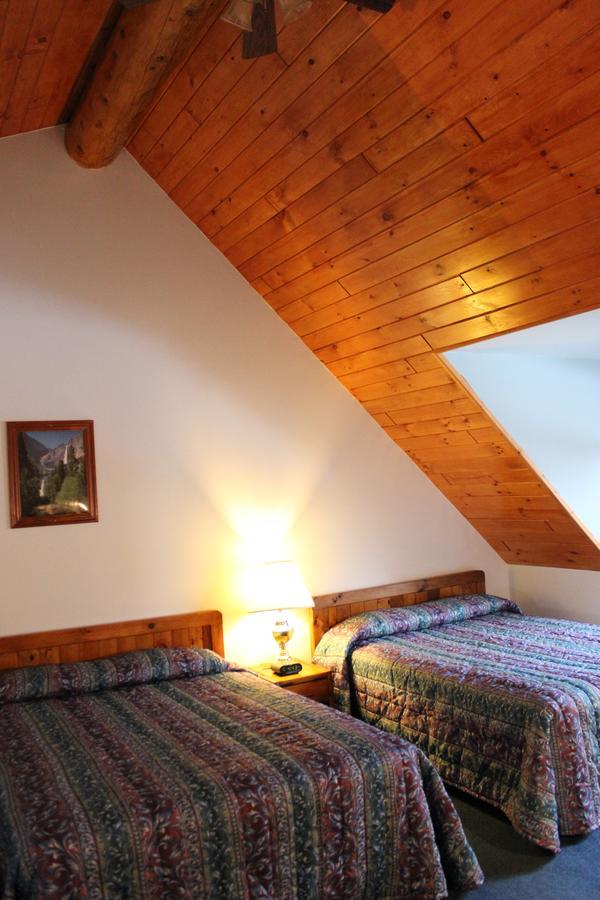 Nootka Lodge Woodsville Exterior photo
