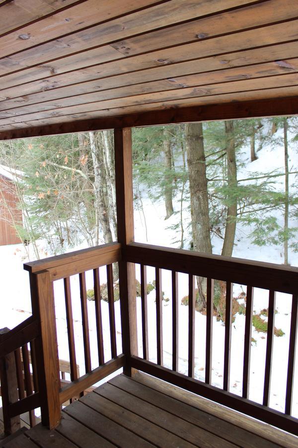 Nootka Lodge Woodsville Exterior photo