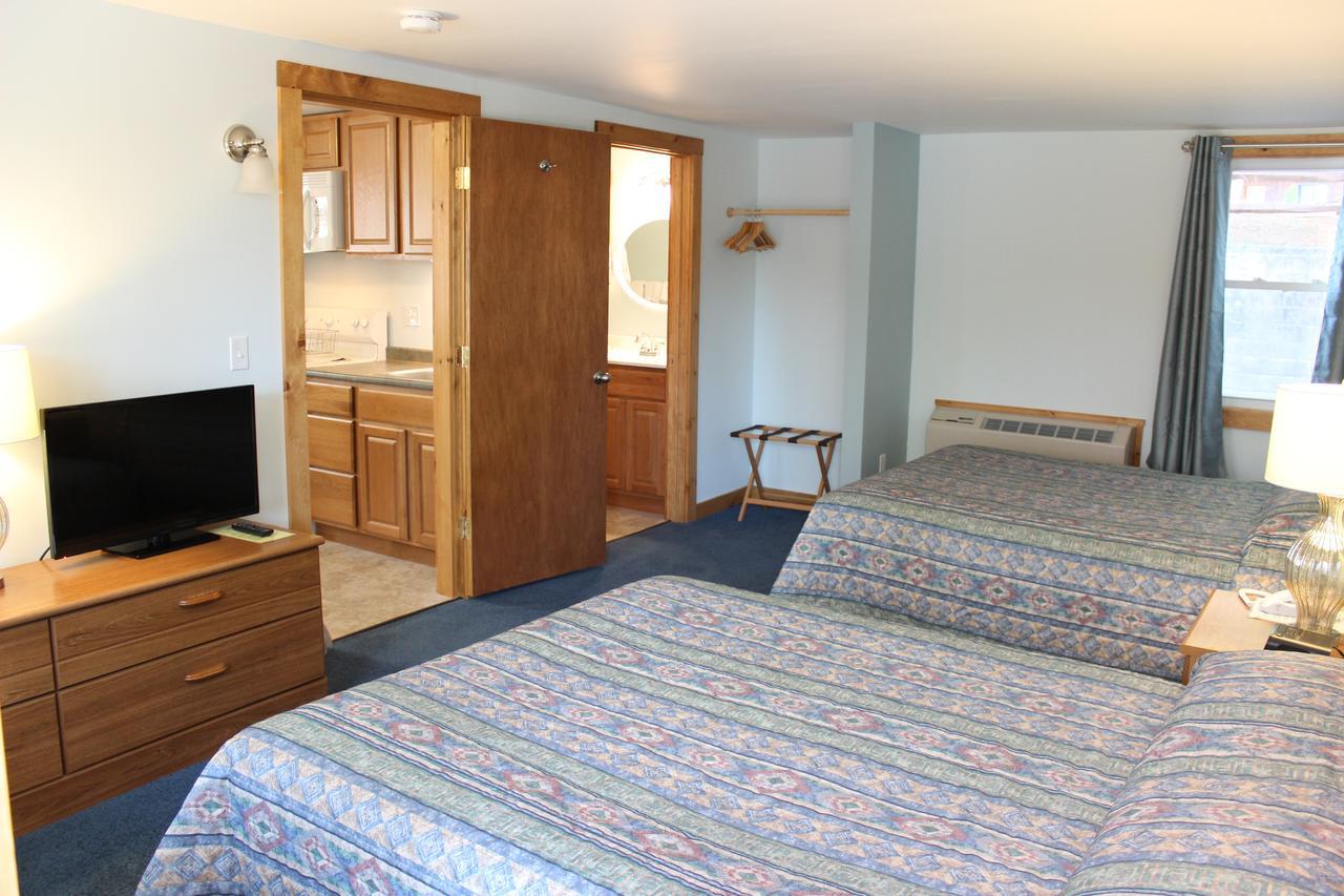 Nootka Lodge Woodsville Exterior photo