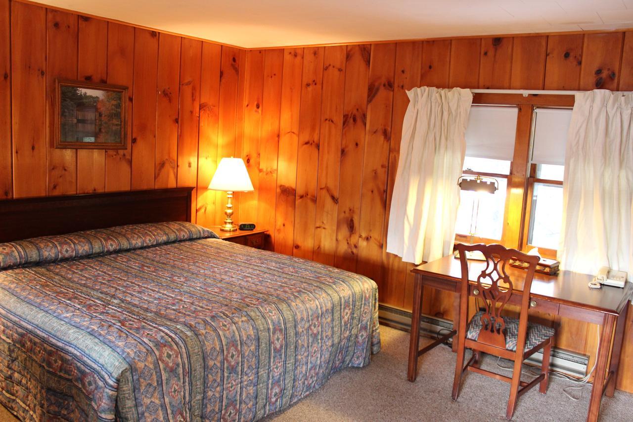 Nootka Lodge Woodsville Exterior photo