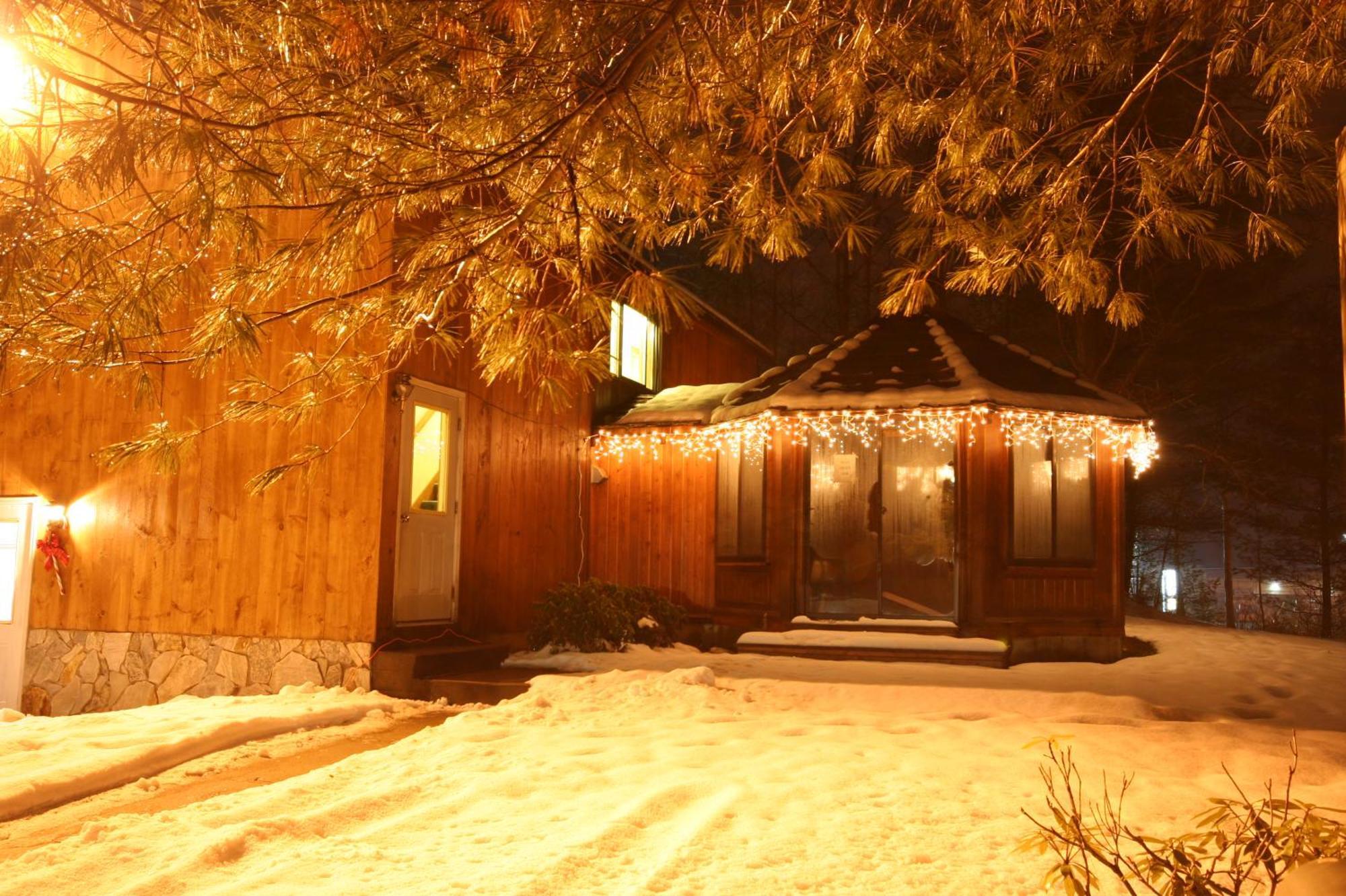 Nootka Lodge Woodsville Exterior photo